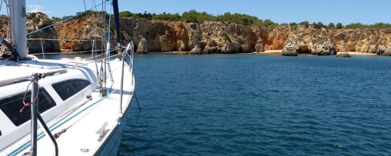 Sailing charter in Portimão – half-day
