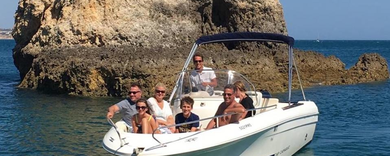 Private motor boat in Portimão – full-day