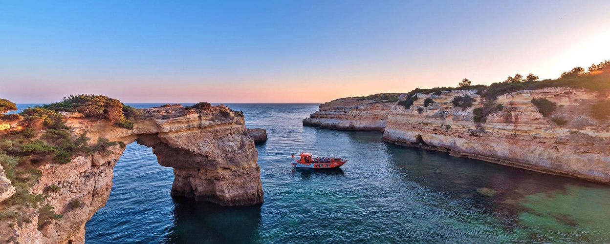 Benagil cave cruise in Albufeira