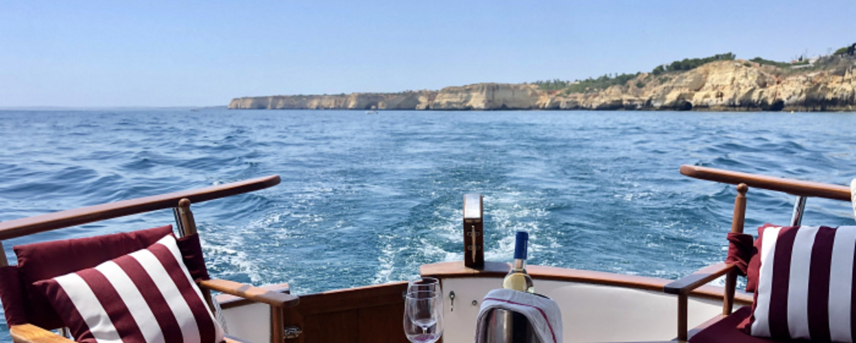 Full-day private cruise in Portimão