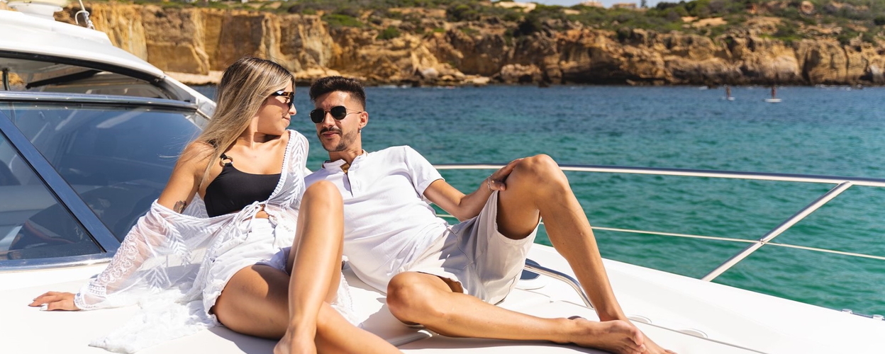 Full-day yacht charter in Albufeira